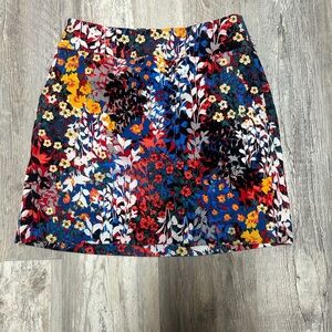 Women’s Up! Floral Pull On Skirt (shorts Underneath) Size 6